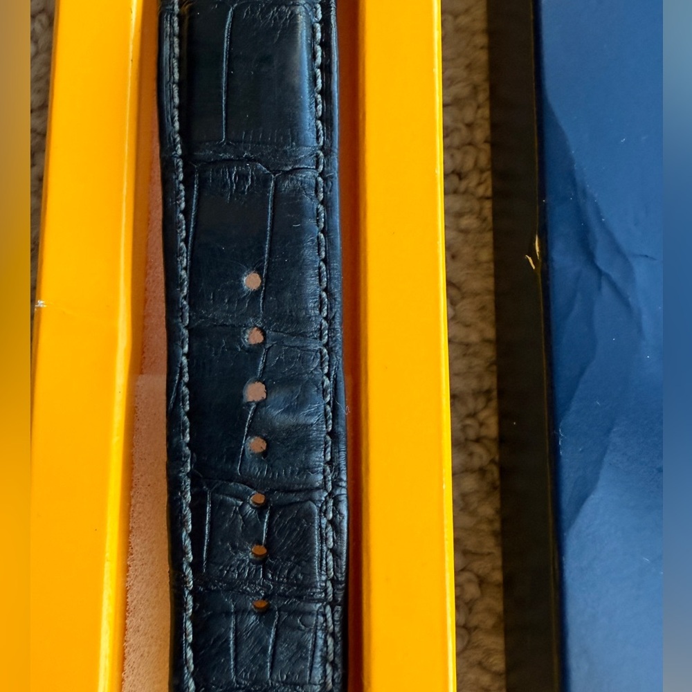 BLACK ALLIGATOR LEATHER STRAP - - Picture 7 of 8